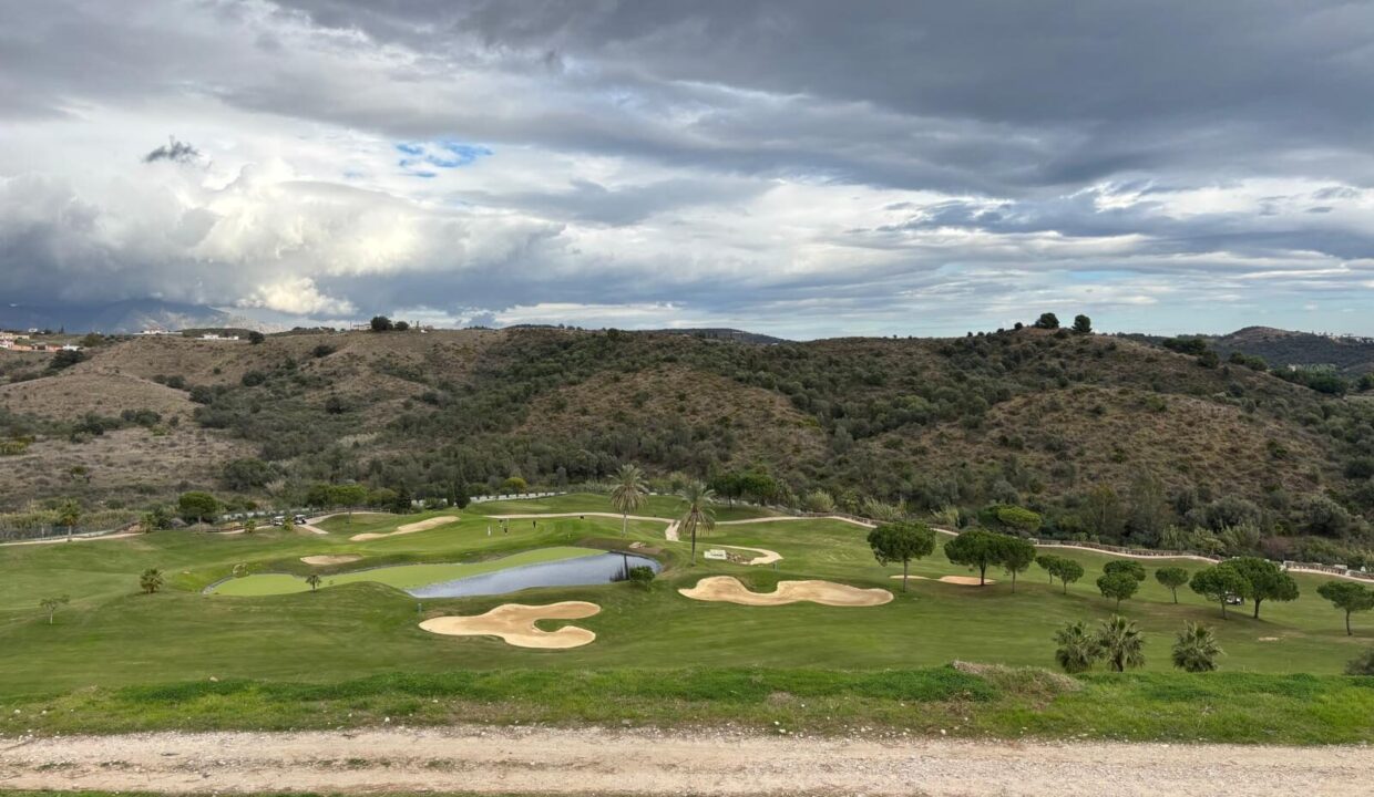 WhatsApp Image 2025-12-02 at 14.26.54 (15)