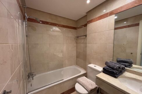 WhatsApp Image 2025-12-02 at 14.26.54 (6)